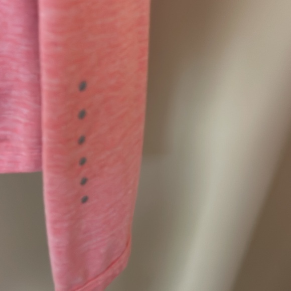 Nike Dri-Fit Top - Picture 3 of 5